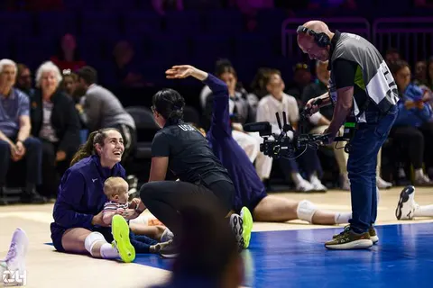 Photo 101 de l'album Ligue des Nations de Volleyball (VNL) – Jour 5 – Québec 2026