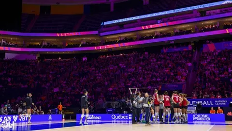 Photo 184 de l'album Ligue des Nations de Volleyball (VNL) – Jour 5 – Québec 2026