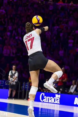 Photo 351 de l'album Ligue des Nations de Volleyball (VNL) – Jour 5 – Québec 2026