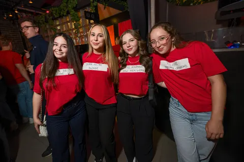 Photo 110 de l'album Red Flag Party — Médecine × Médecine dentaire, Université Laval