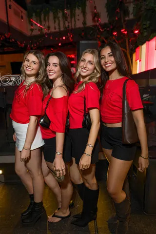 Photo 2 de l'album Red Flag Party — Médecine × Médecine dentaire, Université Laval