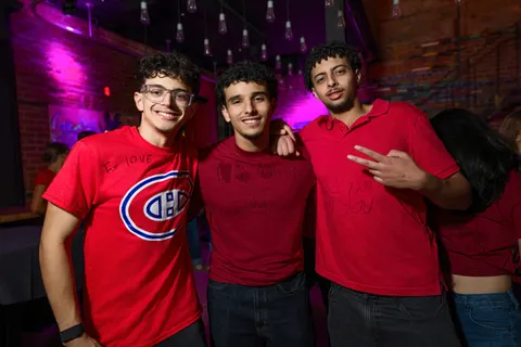 Photo 78 de l'album Red Flag Party — Médecine × Médecine dentaire, Université Laval