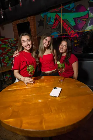 Photo 5 de l'album Red Flag Party — Médecine × Médecine dentaire, Université Laval
