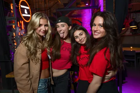 Photo 18 de l'album Red Flag Party — Médecine × Médecine dentaire, Université Laval