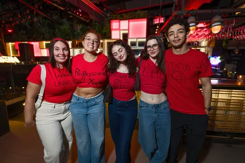 Photo 33 de l'album Red Flag Party — Médecine × Médecine dentaire, Université Laval