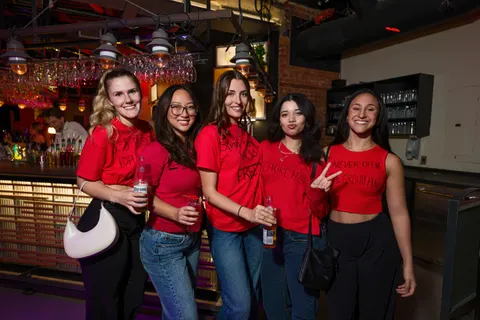 Photo 12 de l'album Red Flag Party — Médecine × Médecine dentaire, Université Laval